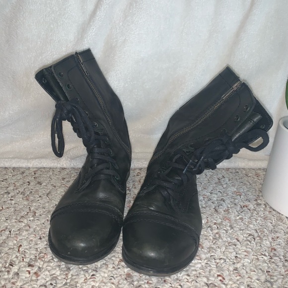 Steve Madden Black Leather Troopa Combat Boots - Picture 2 of 7